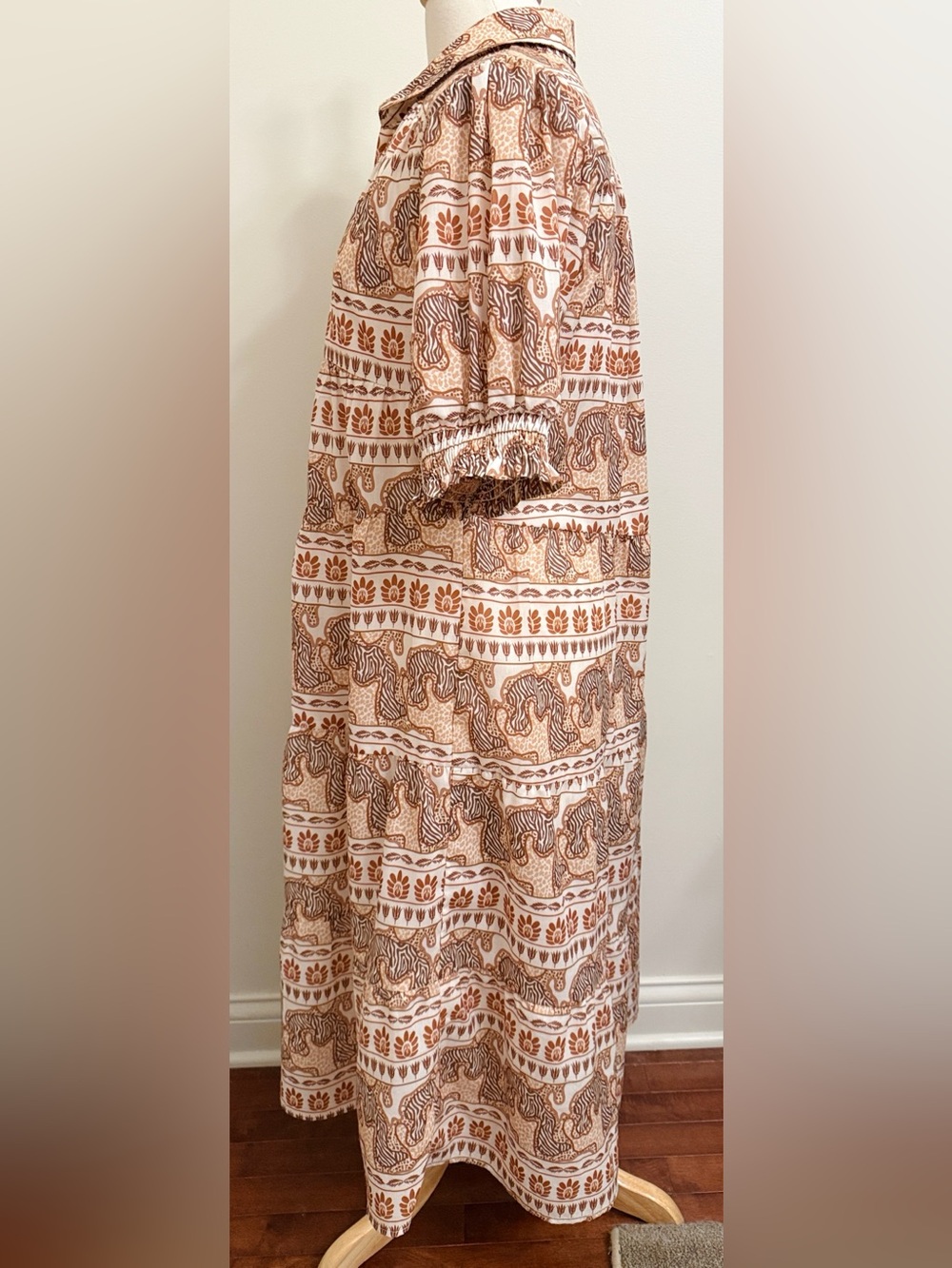 Umgee Tan Cream Safari Jungle Print SZ M Boho Cottagecore Earth Tone Midi Dress - Picture 5 of 8
